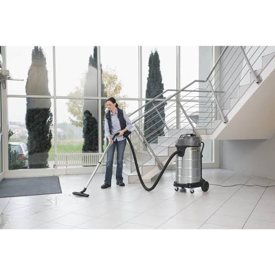 Aspiradora en Seco y Húmedo Modelo NT 70/2, Karcher